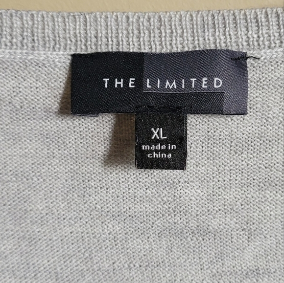 The Limited merino wool XL lightweight eyelet sweater v-neck - Picture 4 of 5